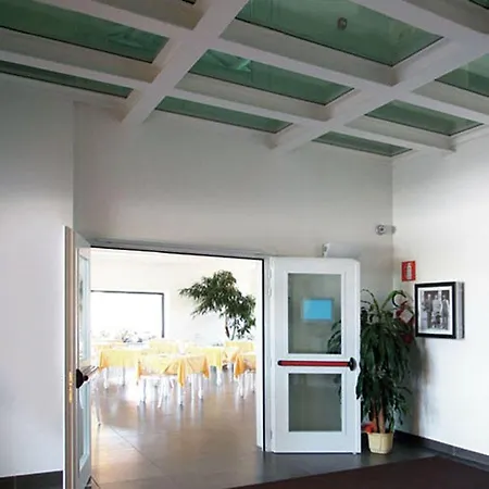 Corte Grande Hotel Tribiano
